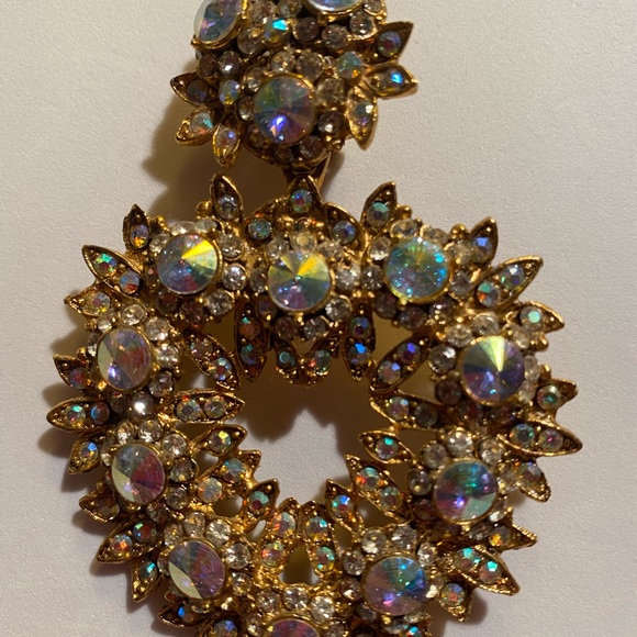 THELMA DEUTSCH EARRINGS: LARGE HEART BOREALIS STONES ENCRUSTED WITH RHINESTONES - Picture 4 of 6